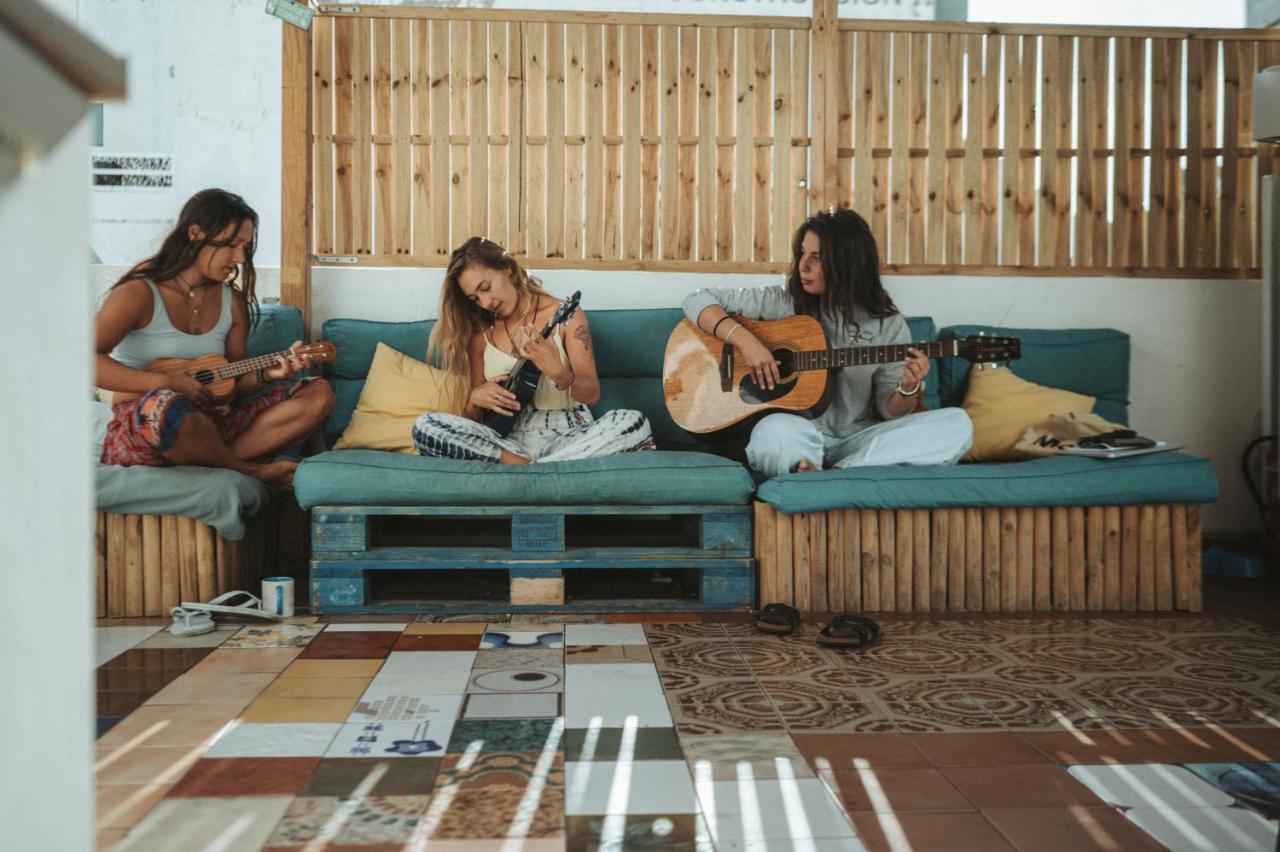 La Ventana Azul Surf Hostel Λας Πάλμας ντε Γκραν Κανάρια Εξωτερικό φωτογραφία